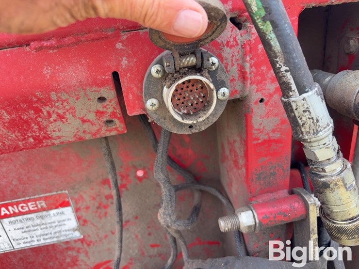 2008-case-ih-2606-image-13
