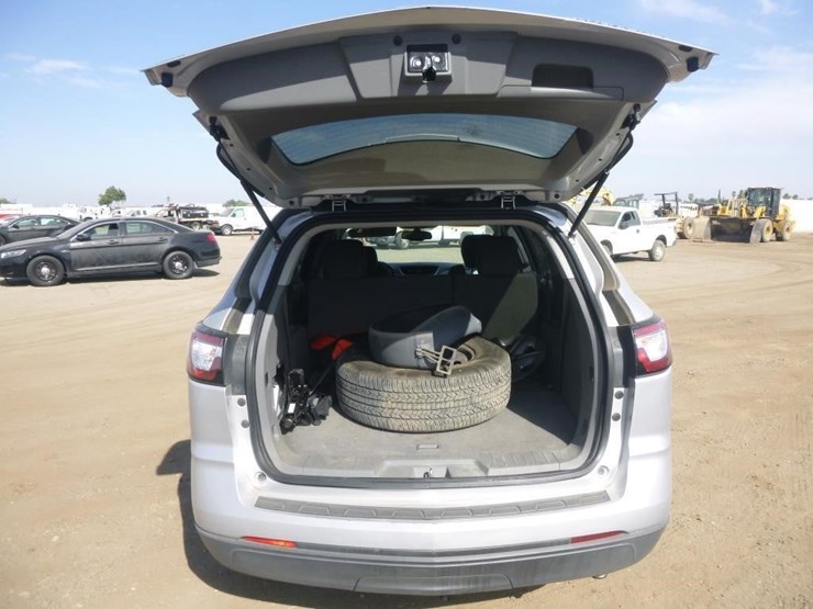 2016-chevrolet-traverse-image-19