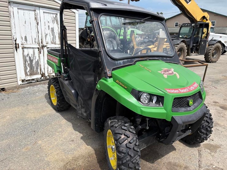 john-deere-gator-image-4