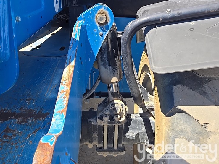 2019-genie-gth1256-image-22
