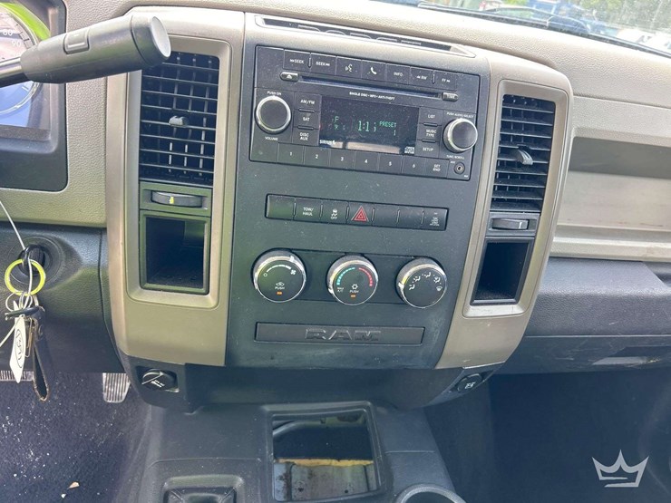 2012-dodge-2500-image-18