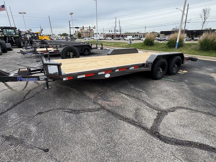2026-bellwether-premier-18'+2'-car-hauler-trailer-image-1