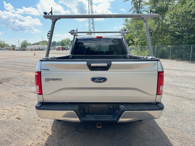 2015-ford-f150-xlt-image-4