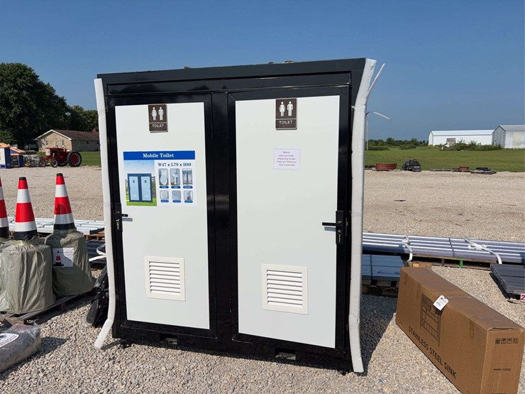 mobile-toilets-image-1