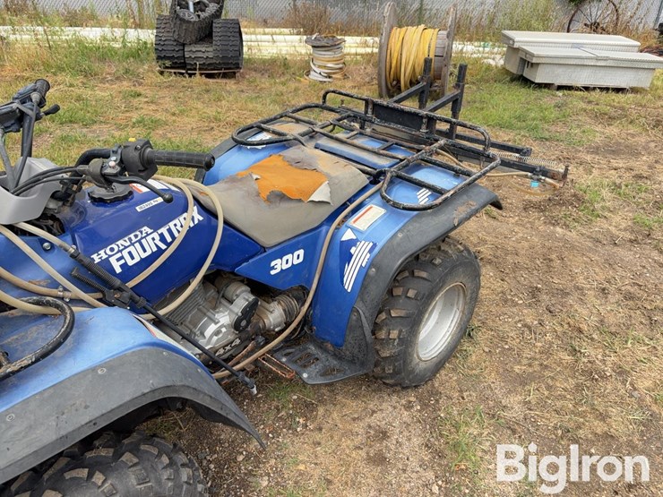 1990-honda-300-fourtrax-atv-w/sprayer-image-13