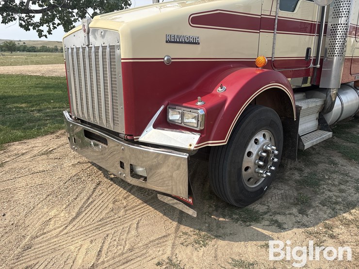 2006-kenworth-t800-aerocab-t/a-truck-tractor-image-9