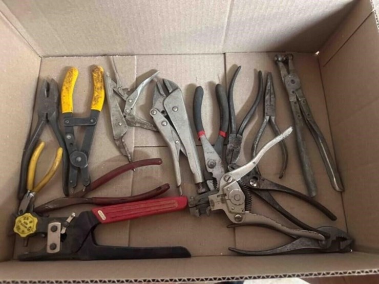 assorted-tools-image-1