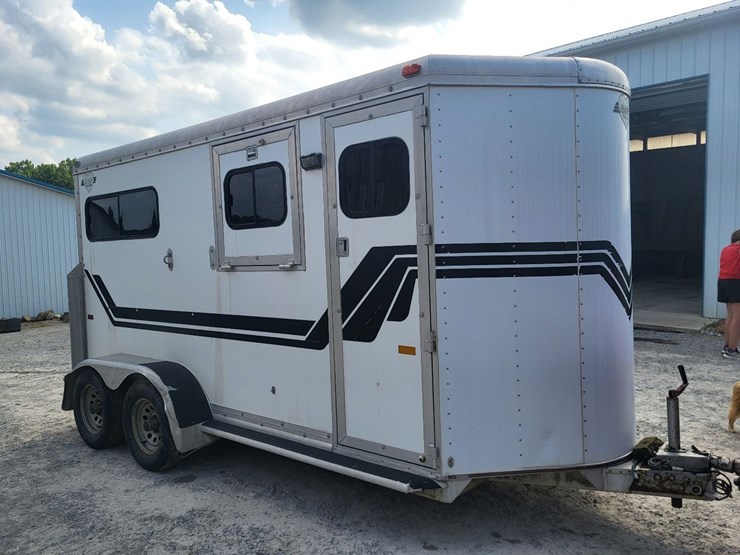 hart-tandem-axle-2-horse-bumper-trailer-w/tack-room-image-7