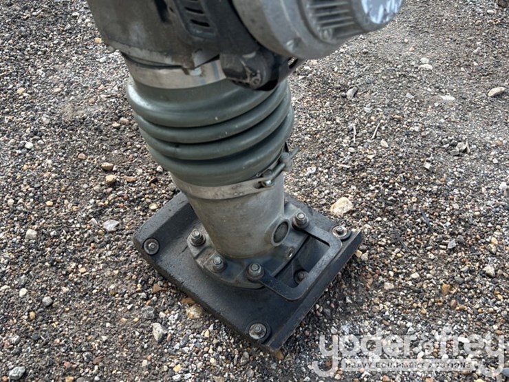 2021-wacker-neuson-bs60-image-10