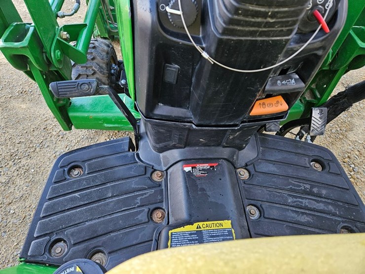 john-deere-1025r-image-27