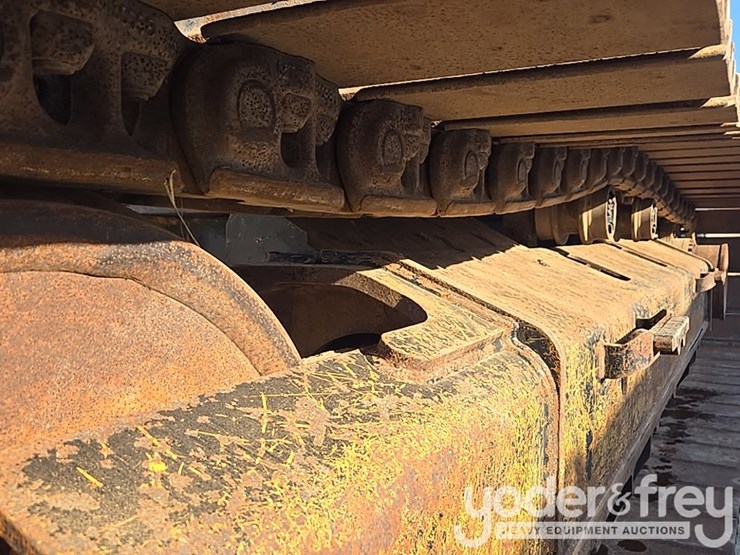 2019-caterpillar-336-image-12