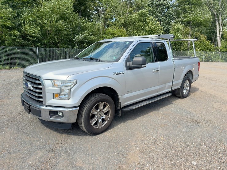 2015-ford-f150-xlt-image-1