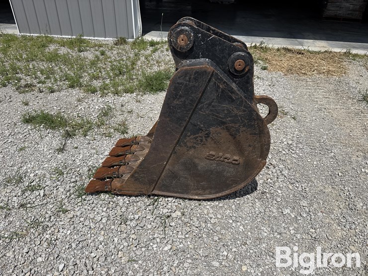 esco-24”-bucket-image-8