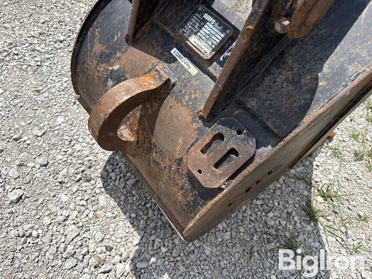 esco-24”-bucket-image-14