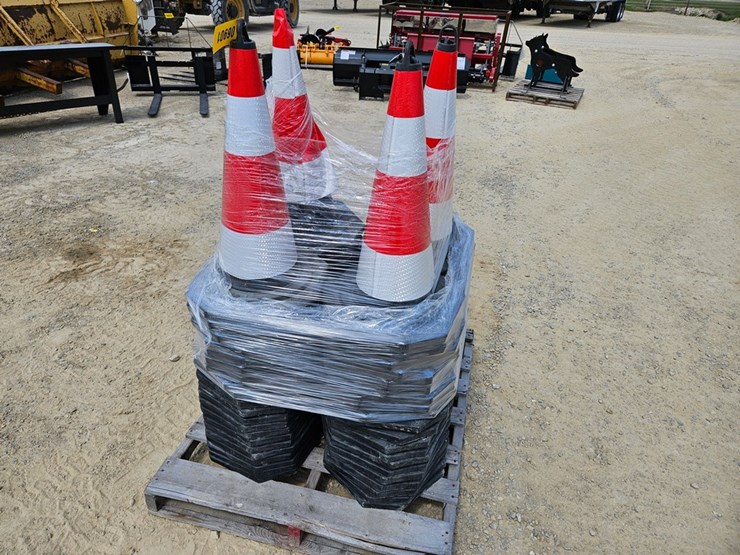 #6901-•-new-agrotk-traffic-cones-image-9