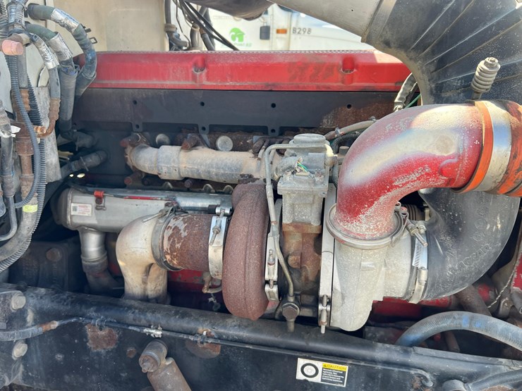 2011-peterbilt-386-image-76