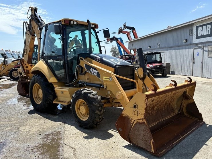 2008-caterpillar-430e-image-2
