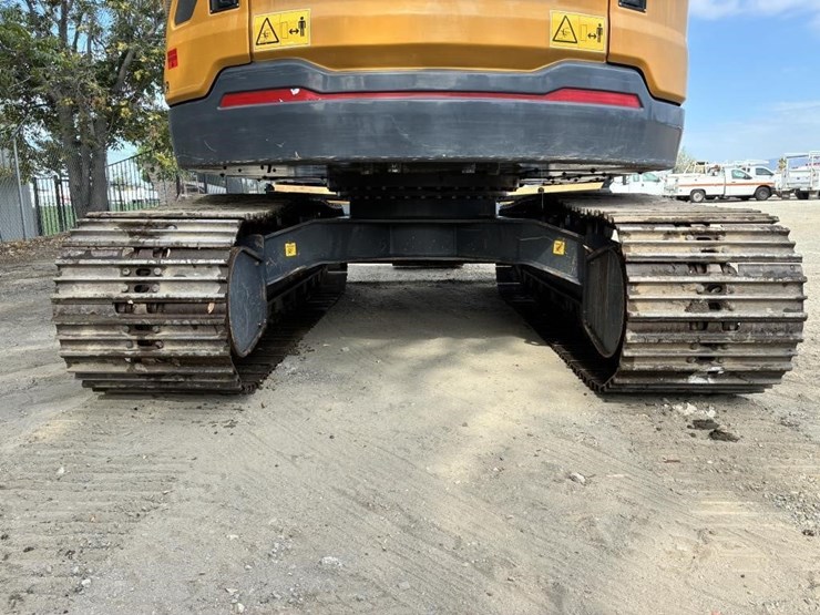 2022-xcmg-xe155ucr-hydraulic-excavator-image-16