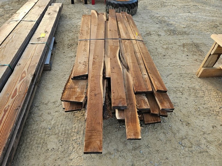#207-•-1"-thick-walnut-lumber-image-6