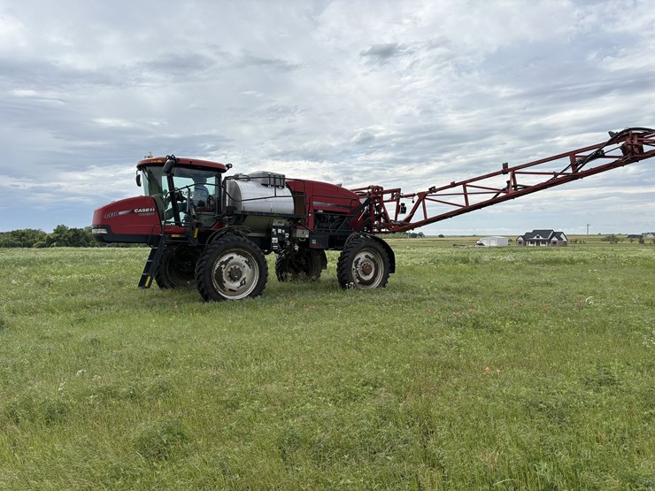 2014-case-ih-patriot-4430-image-4