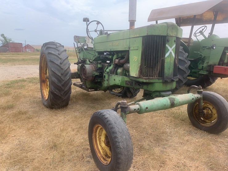 john-deere-70-image-3