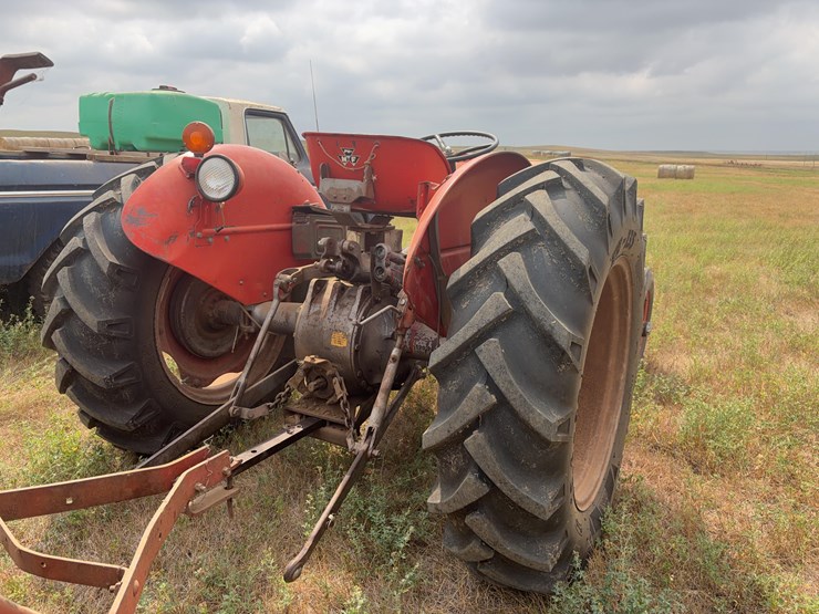 massey-ferguson-135-image-20