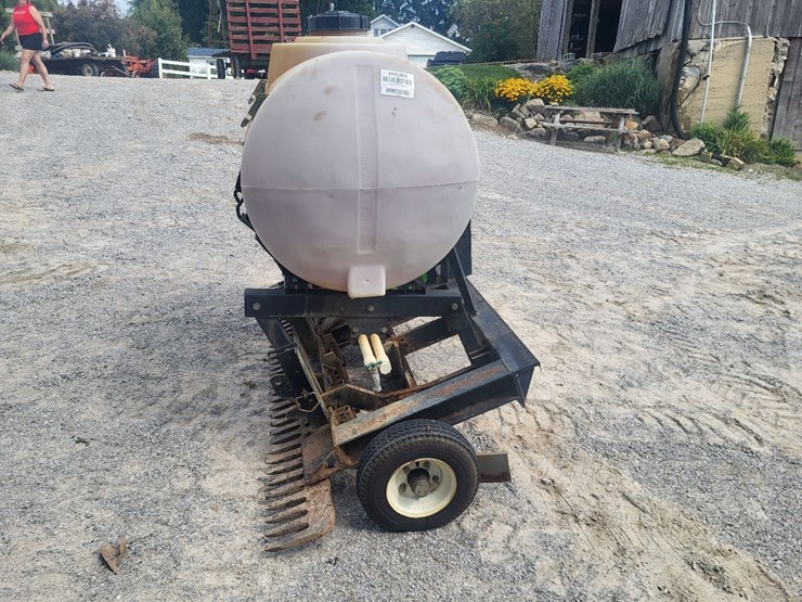 tr3-rake-arena-drag-w/poly-tank-image-4