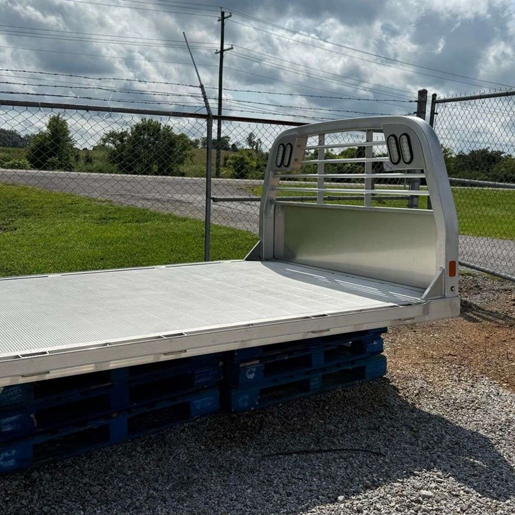 2023 CM 8' ALUMINUM FLATBED ALRS 02845642