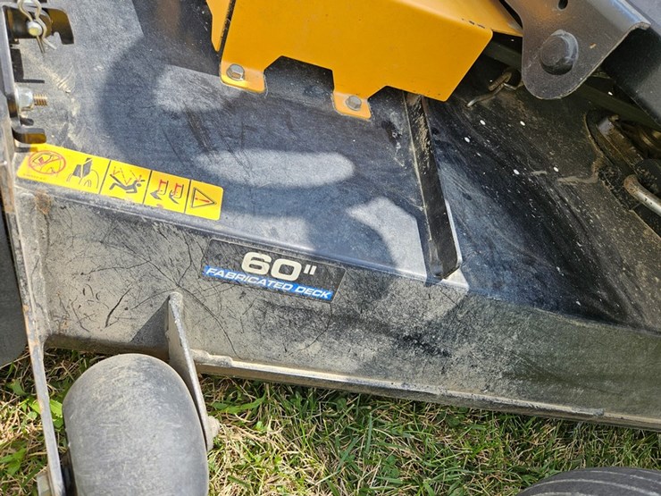 #6878-•-cub-cadet-z-force-sz-zero-turn-mower-image-9