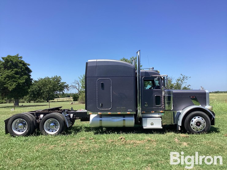 2006-peterbilt-379-image-4