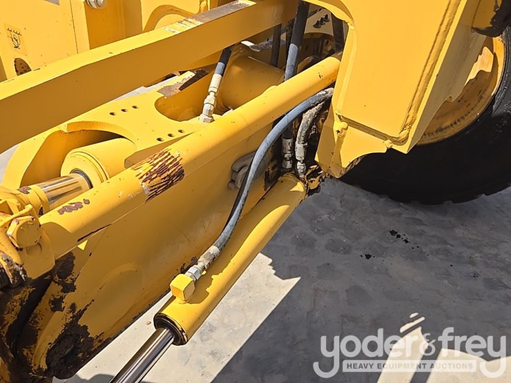 2012-deere-670gp-image-20