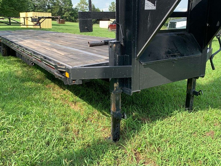 2025-davidson-stagecoach-40-gooseneck-flatbed-image-6