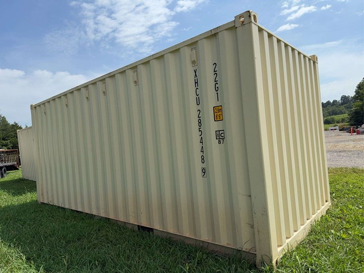 unused-20'-shipping-container-with-single-rear-door-image-4