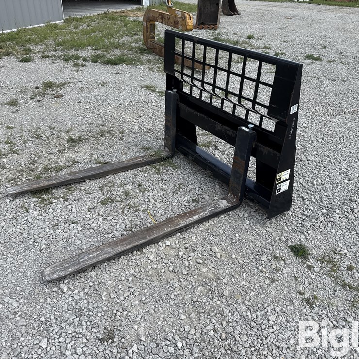 Caterpillar Pallet Forks