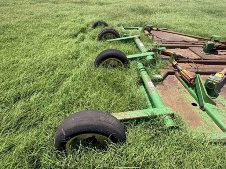john-deere-1517-image-6