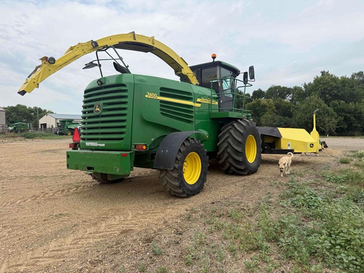 2005-john-deere-7400-image-7