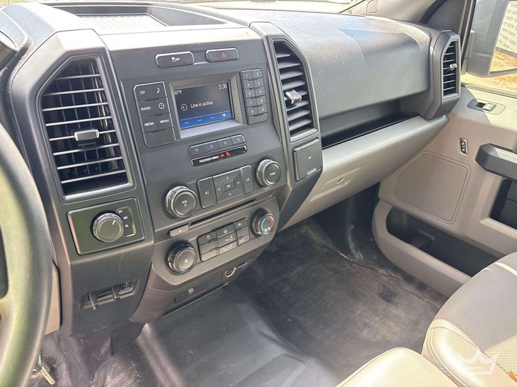 2016-ford-f150-image-16