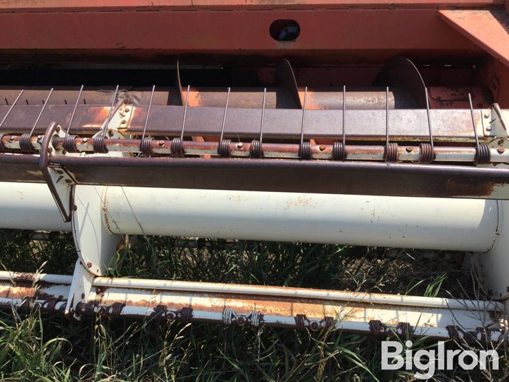 hesston-6600-image-10