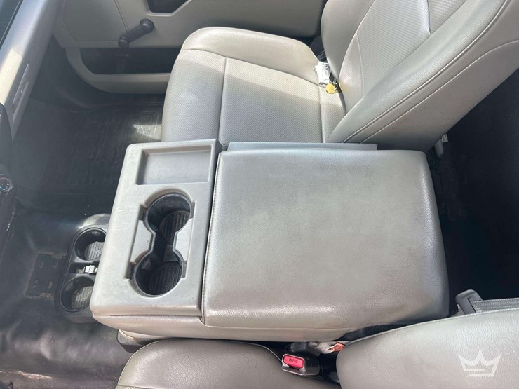 2017-ford-f150-image-15