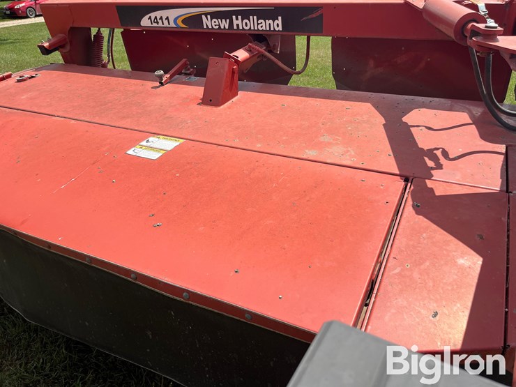 new-holland-1411-image-19