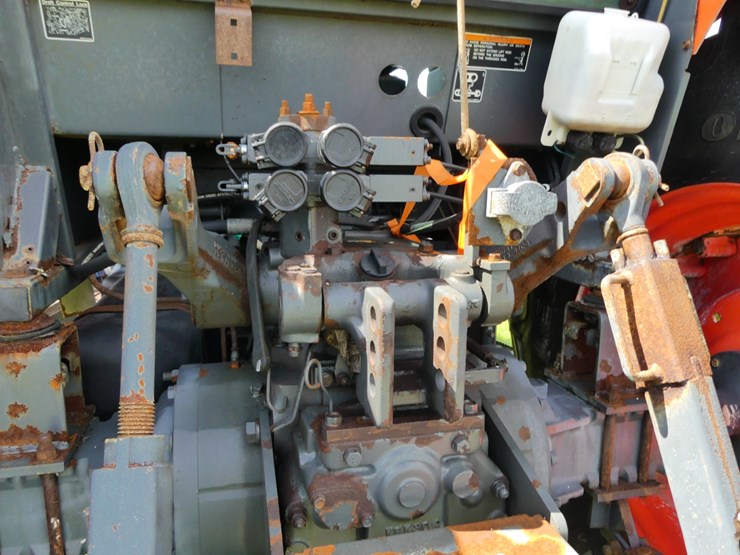 2020-kubota-m6s-111-image-6