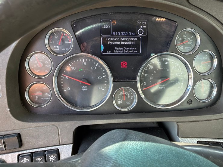 2018-kenworth-t680-image-73