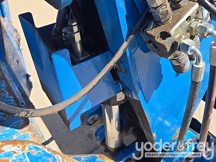 2019-genie-gth1256-image-27