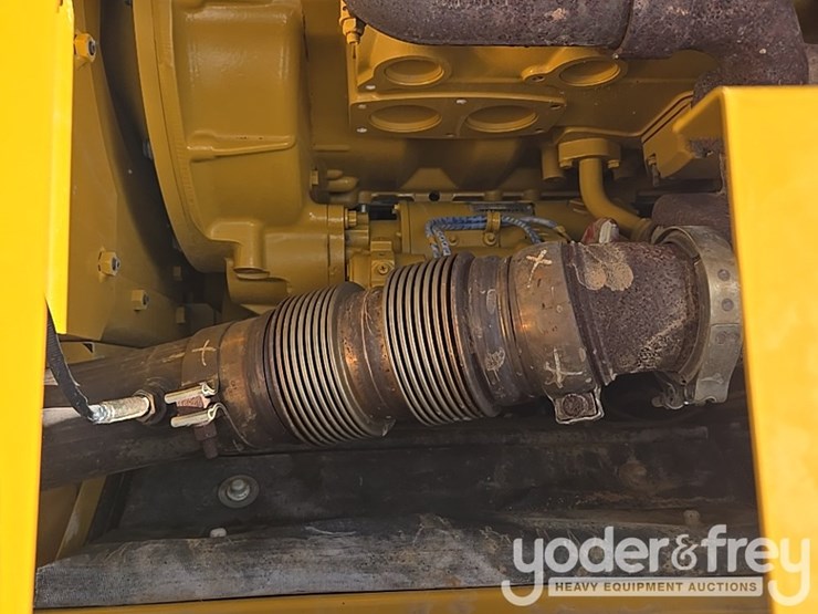2019-caterpillar-336-image-58
