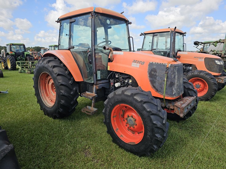 2015-kubota-m108s-image-1