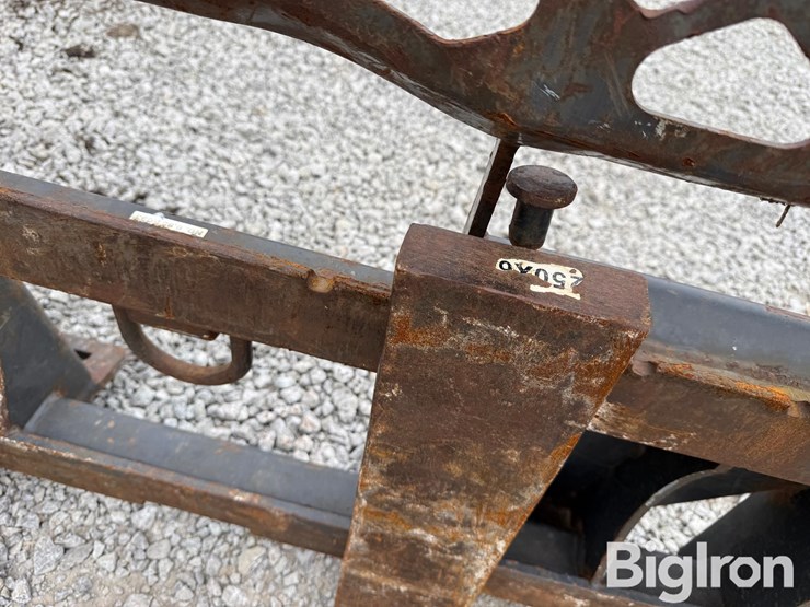 titan-machinery-pallet-forks-image-12