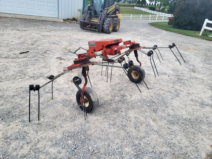 rossi-2-rotor-pull-type-tedder-image-5