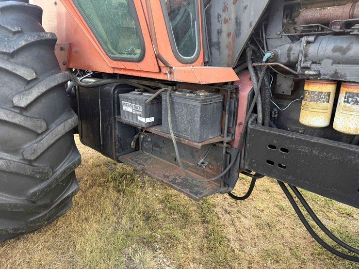allis-chalmers-7080-tractor-image-20