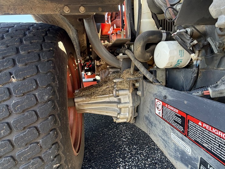 2017-kubota-zd1211-image-27