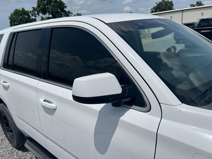 chevrolet-tahoe-image-34
